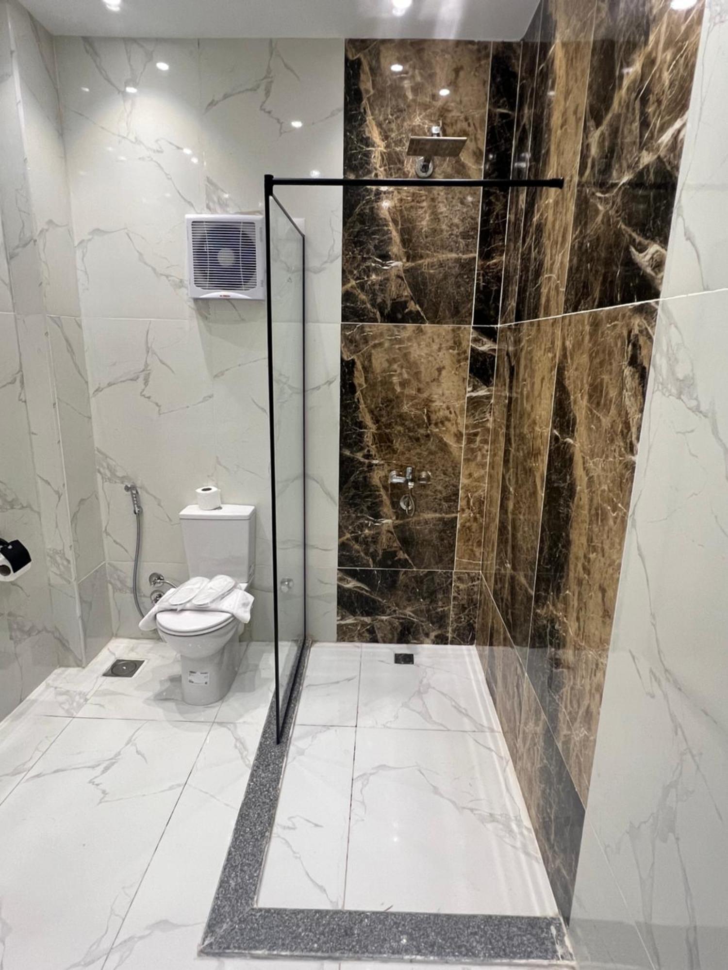 New Glamour Pyramids Hotel Kafrat al Jabal Exterior foto