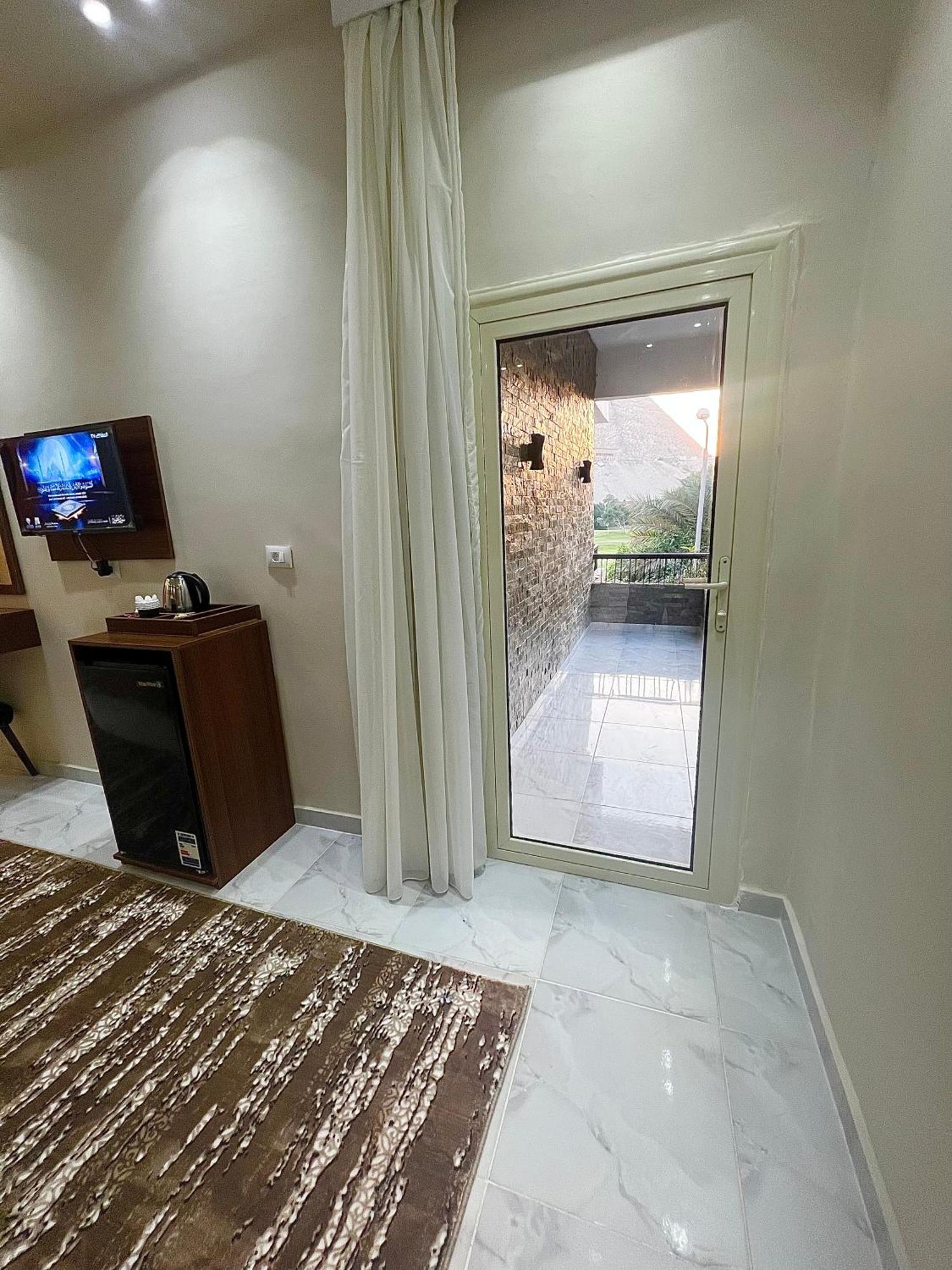 New Glamour Pyramids Hotel Kafrat al Jabal Exterior foto