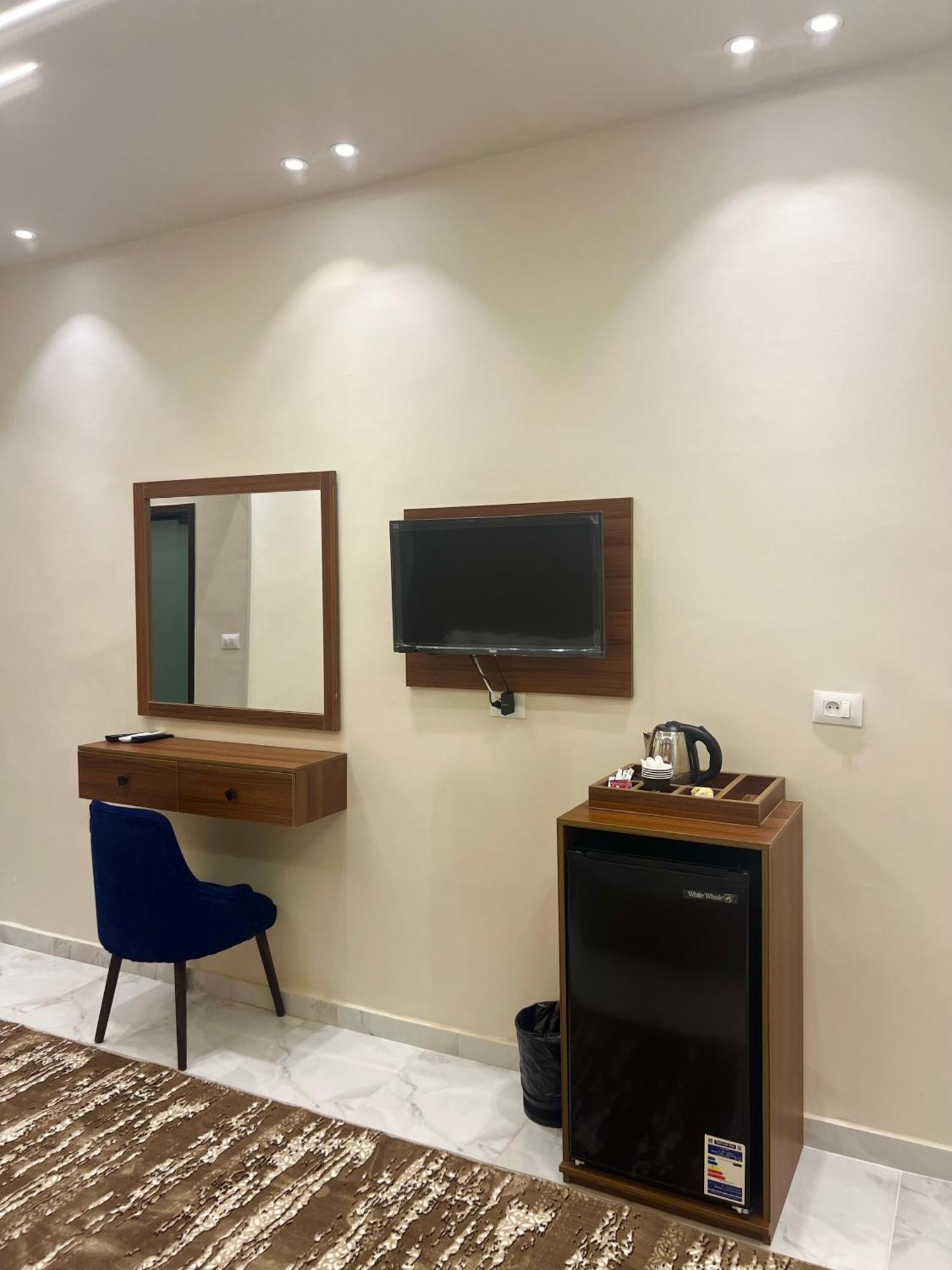 New Glamour Pyramids Hotel Kafrat al Jabal Exterior foto