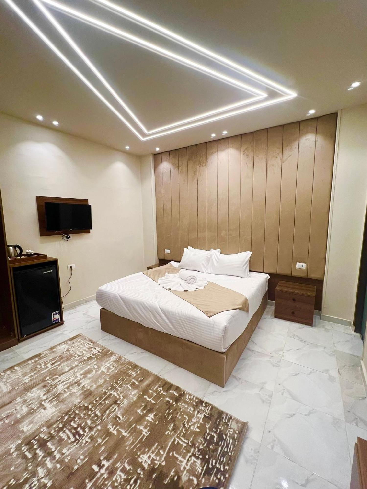 New Glamour Pyramids Hotel Kafrat al Jabal Exterior foto